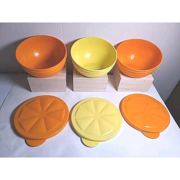 Lot Of 3 Tupperware Citrus Bowls Angled Yellow & Orange Containers With Lids - Picture 5 of 6